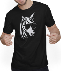 Produktbild von T-Shirt mit Mann Einhörner Anime Einhorn Manga Märchen Sonnenbrille