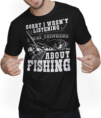 Produktbild von T-Shirt mit Mann Lustiges Angler & Angeln Sprüche T-Shirt mit Fisch