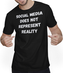 Produktbild von T-Shirt mit Mann Social Media Does Not Reality Anti Social Network