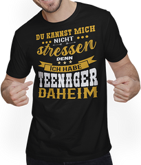 Produktbild von T-Shirt mit Mann Teenager & Väter Sprüche Dad Papa Vatertag Vater Spruch