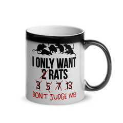 Zeigt eine magische Wärmetasse mit Ratten darauf mit einem lustigen Spruch für Rattenhalter