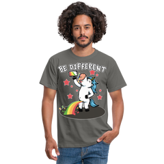 Be Different Pinkelndes Einhorn | Männer T-Shirt - Graphit