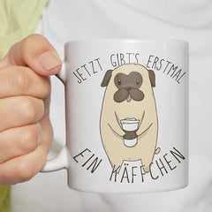 Jetzt gibts erstmal ein Käffchen Mops Lustige Kaffeetassee online kaufen Geschenkidee