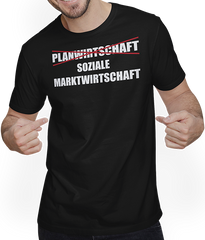 Produktbild von T-Shirt mit Mann Liberal: Soziale Marktwirtschaft Planwirtschaft politisches