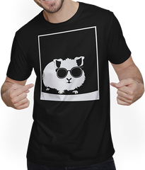 Produktbild von T-Shirt mit Mann Lustiges Meerschweinchen mit Sonnenbrille Meerschweinchen