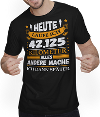 Produktbild von T-Shirt mit Mann Marathon Spruch Langstrecken Läufer Sprüche Marathonläufer