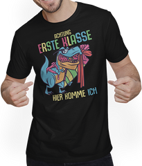 Produktbild von T-Shirt mit Mann Schulkind Erste Klasse Schulanfänger Schulstart Dinosaurier